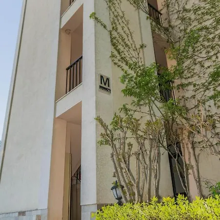 апартамент и студио фантазия - Life Apartment *