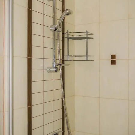 апартамент и студио фантазия - Life Apartment *